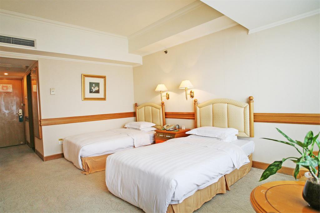 Guangzhou Hotel Pekin Zewnętrze zdjęcie