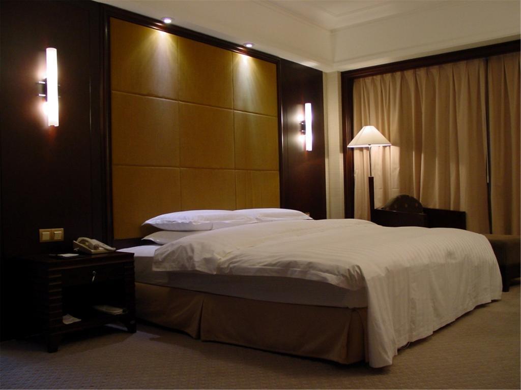 Guangzhou Hotel Pekin Zewnętrze zdjęcie