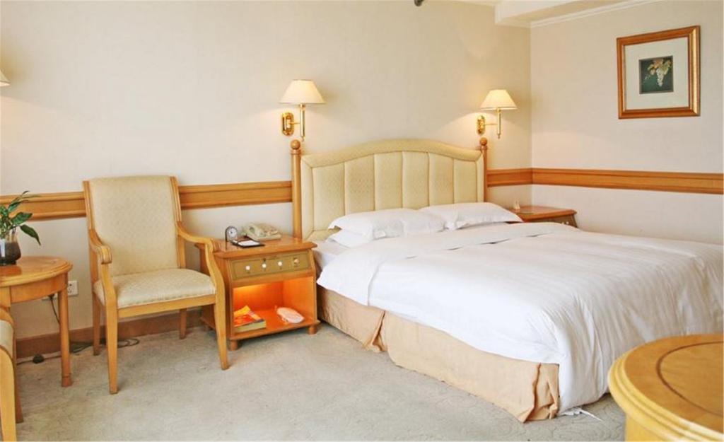 Guangzhou Hotel Pekin Zewnętrze zdjęcie